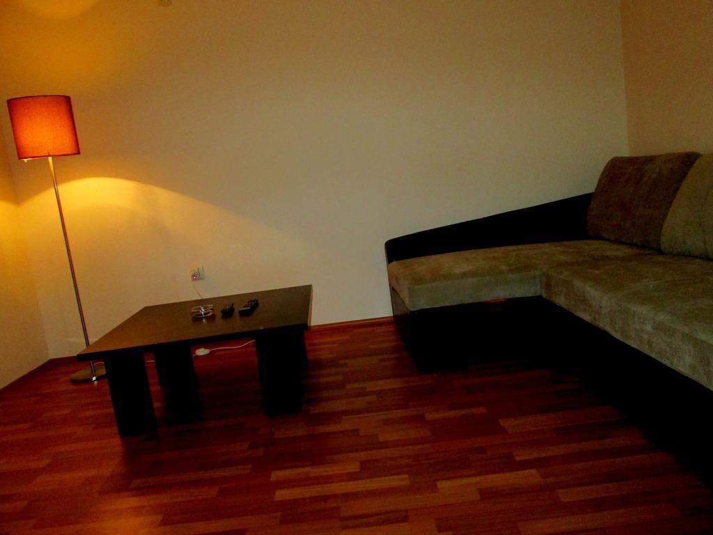 Max Comfort Hotel Kutaisi Habitación foto